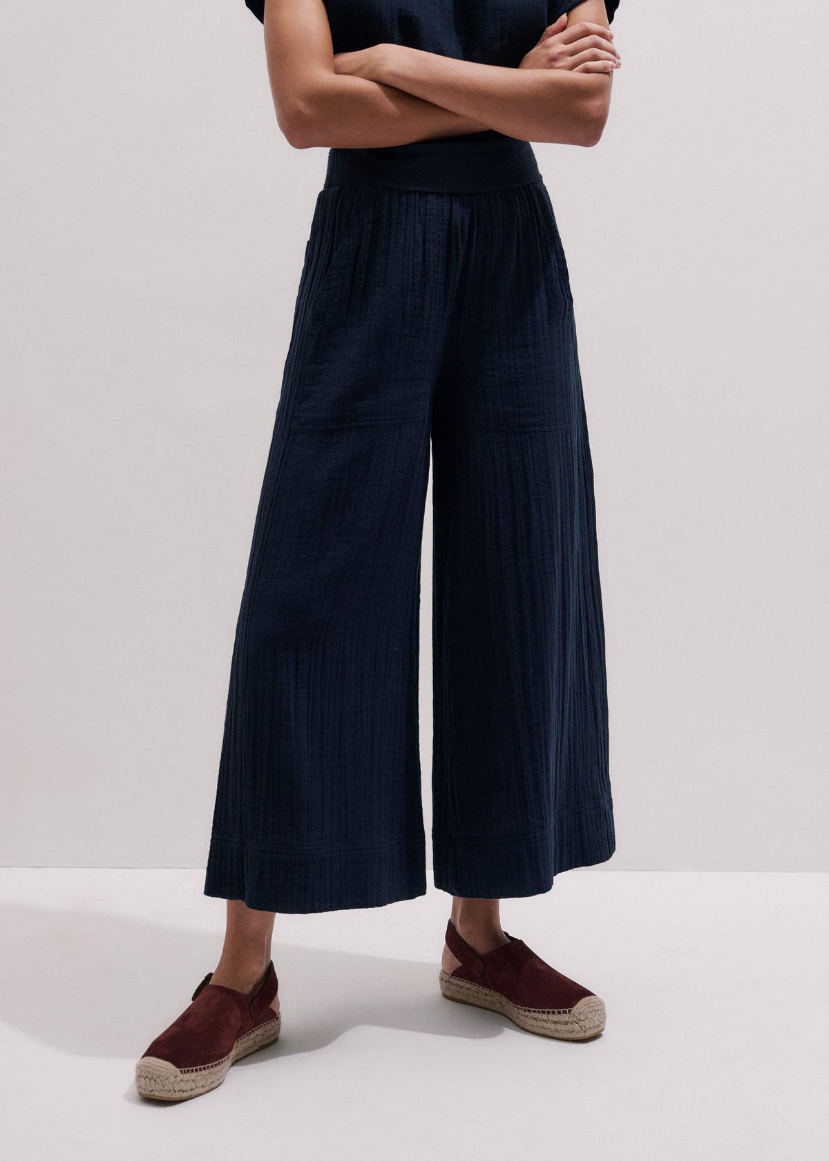 ME+EM Navy Cheesecloth Cropped Wide-Leg Pant
