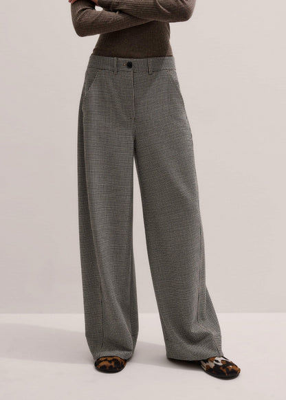 ME+EM Ivory Houndstooth Extreme Tapered Pant