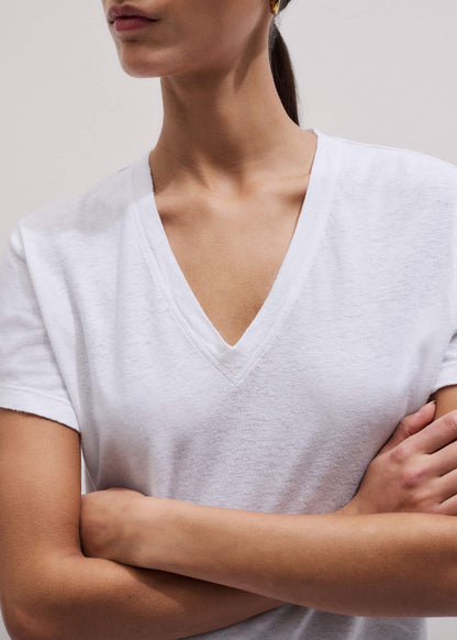 ME+EM White Soft Washed V-Neck Tee