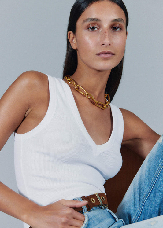 ME+EM White Ultimate V-Neck Vest