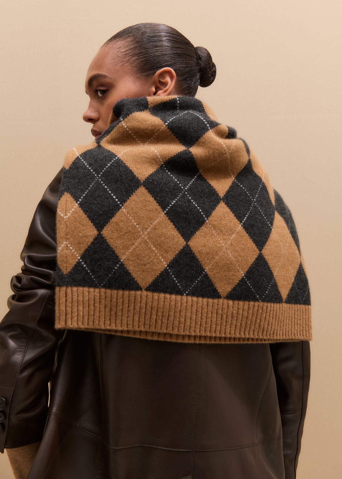 ME+EM Brown Cashmere Relaxed Argyle Sweater