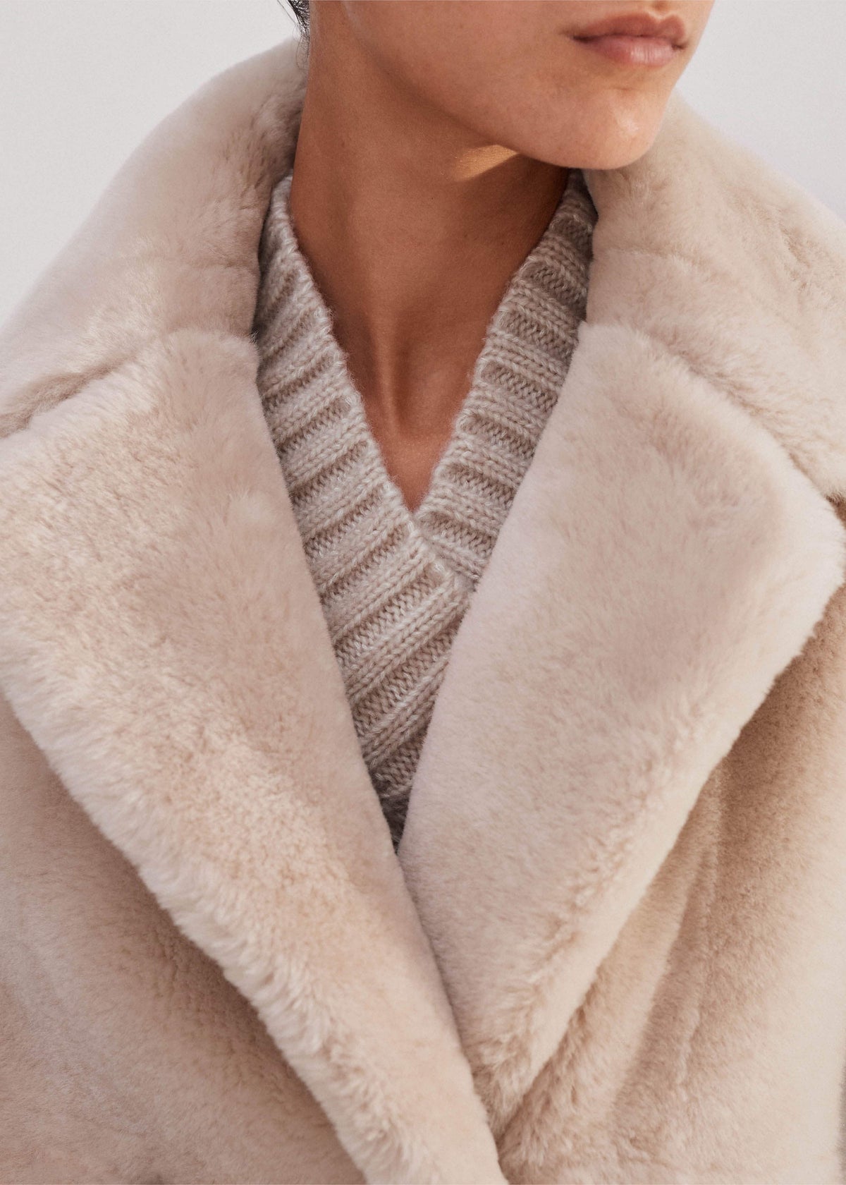 ME+EM Cream Luxe Short Shearling Coat | Shearling Coats