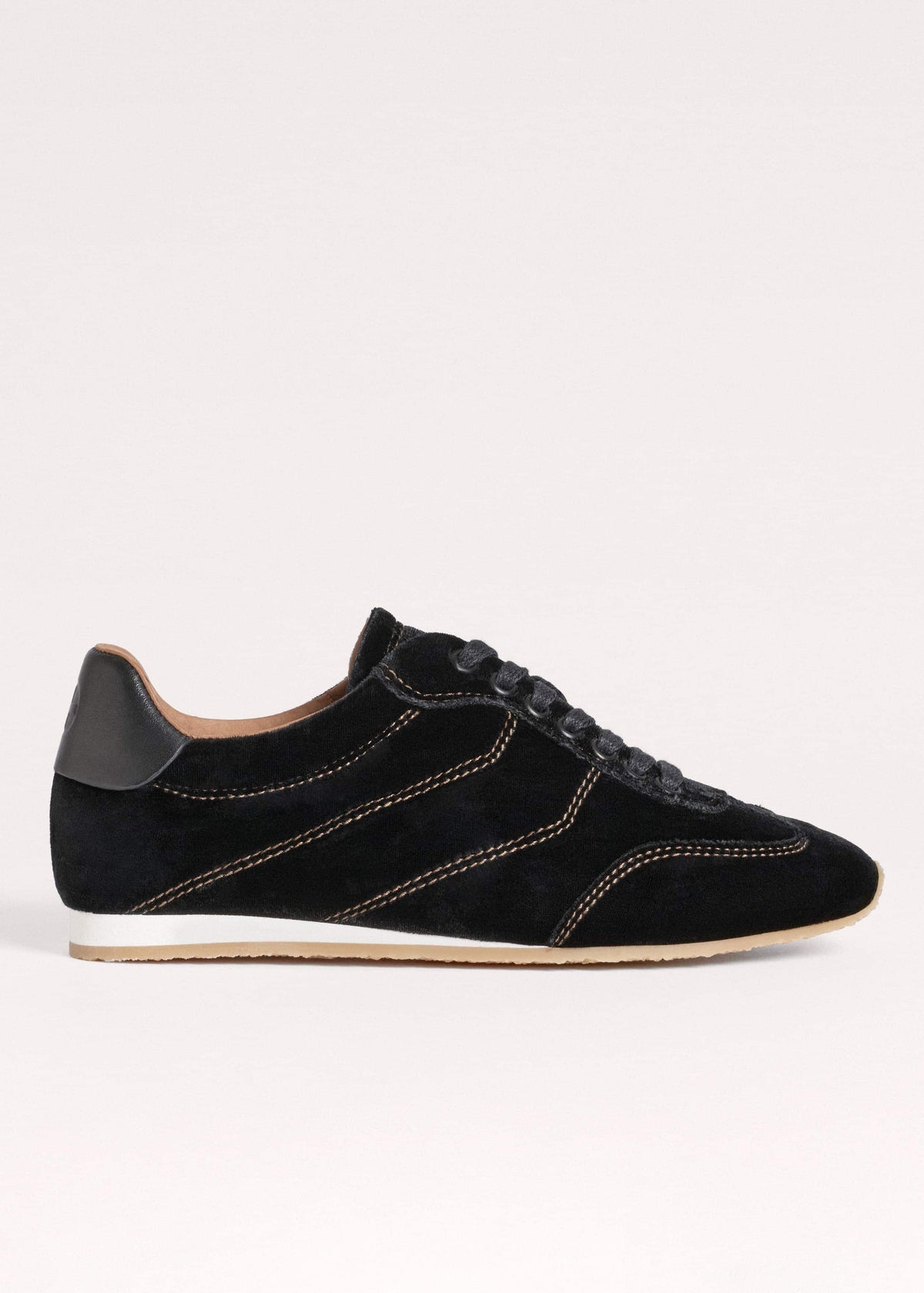 ME+EM Black Velvet Retro Runner