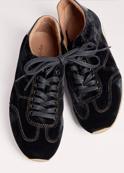 ME+EM Black Velvet Retro Runner